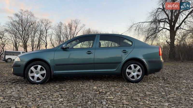 Лифтбек Skoda Octavia 2006 в Самборе