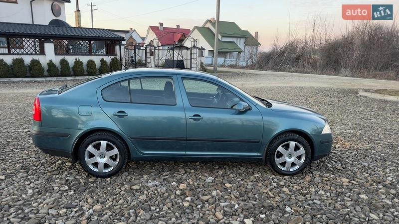 Лифтбек Skoda Octavia 2006 в Самборе