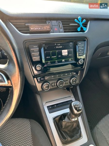 Универсал Skoda Octavia 2016 в Львове