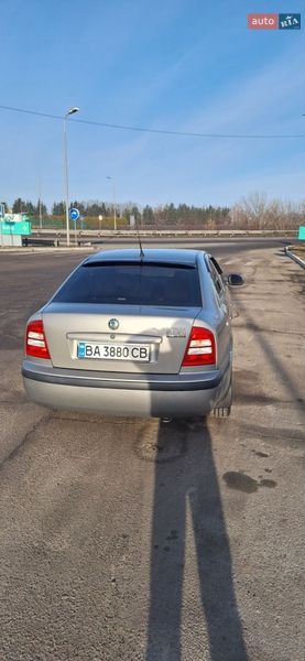 Лифтбек Skoda Octavia 2010 в Кропивницком