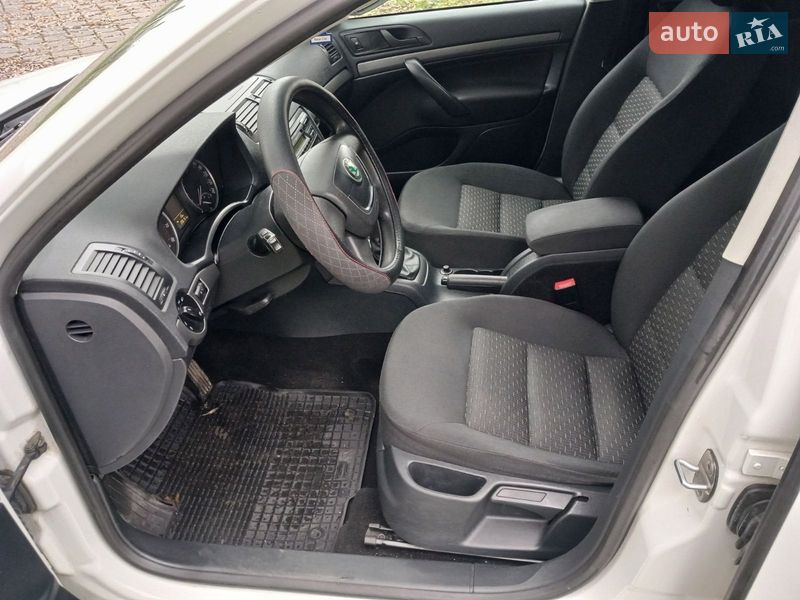 Лифтбек Skoda Octavia 2012 в Сарате