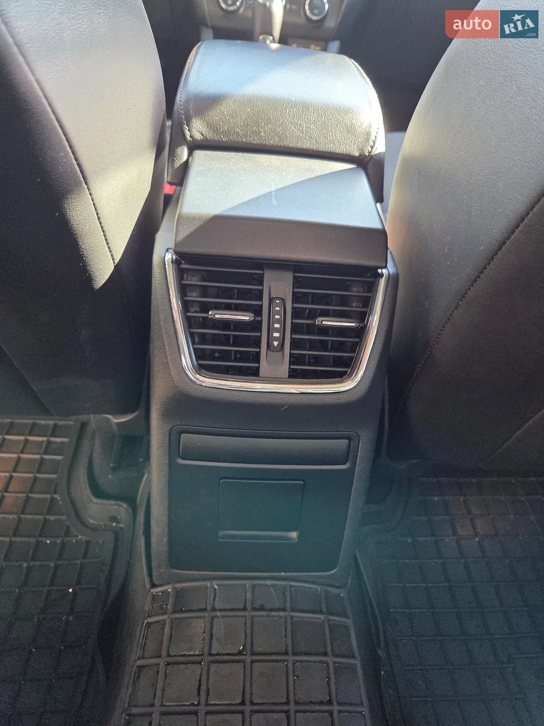 2013 Skoda Octavia - мініатюра 22