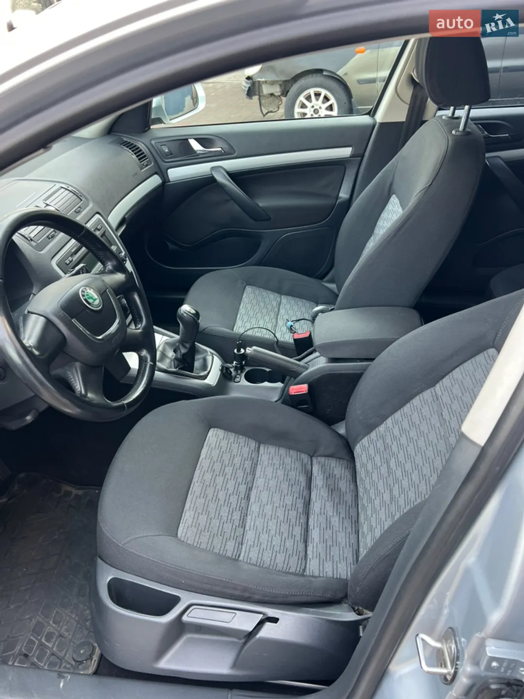 2011 Skoda Octavia - мініатюра 7
