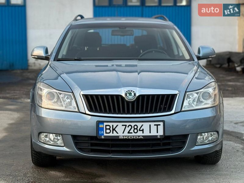 Универсал Skoda Octavia 2010 в Ровно