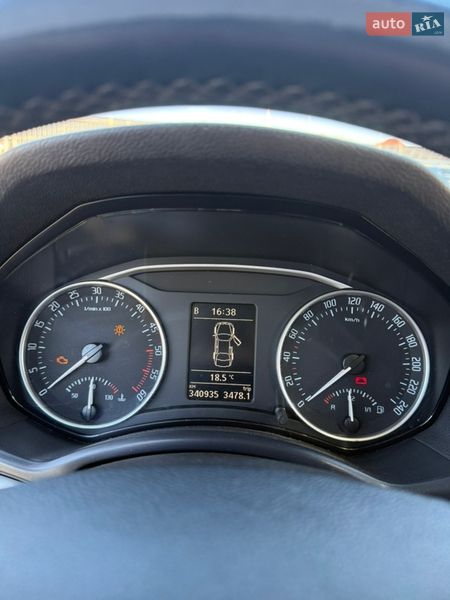 Универсал Skoda Octavia 2011 в Ужгороде