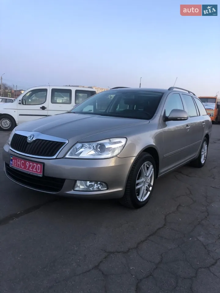 2010 Volkswagen Touran - мініатюра 27