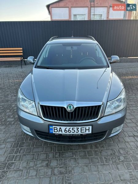 Универсал Skoda Octavia 2012 в Кропивницком