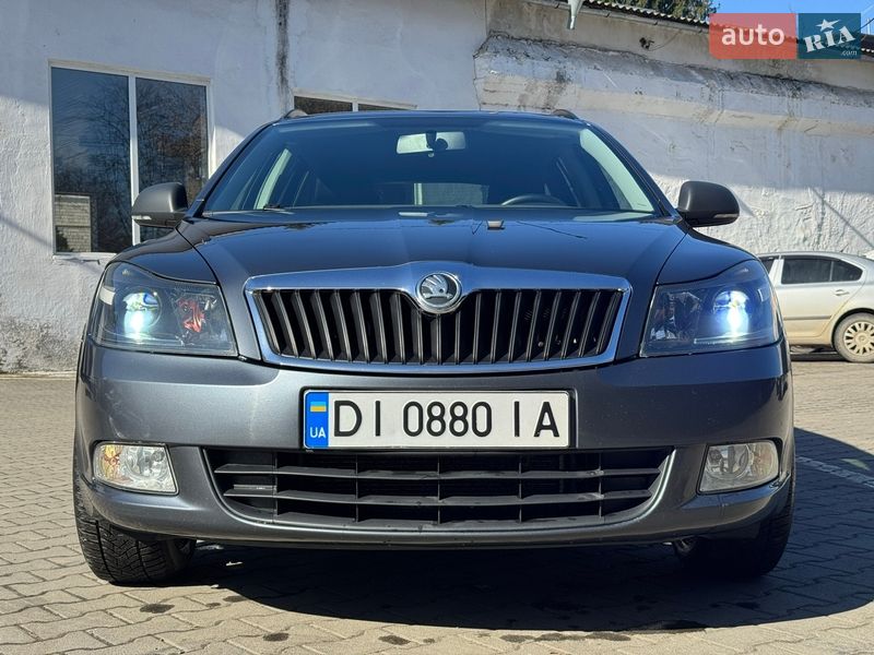 Универсал Skoda Octavia 2012 в Черновцах