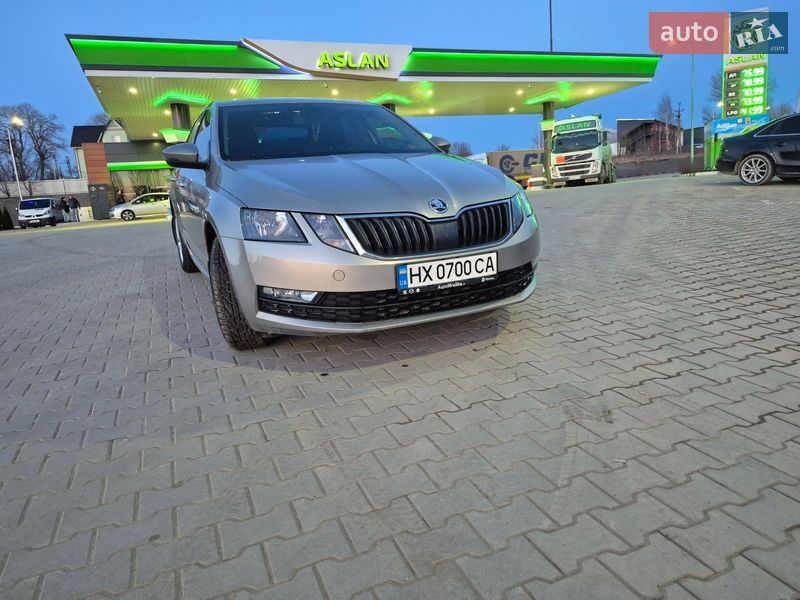 Лифтбек Skoda Octavia 2017 в Хмельницком фото 2 Лифтбек Skoda Octavia 2017 в Хмельницком