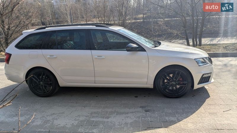 Універсал Skoda Octavia 2017 в Львові