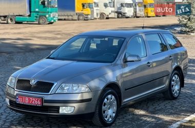 Универсал Skoda Octavia 2008 в Староконстантинове