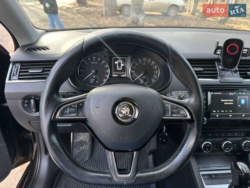 Универсал Skoda Octavia 2015 в Черновцах