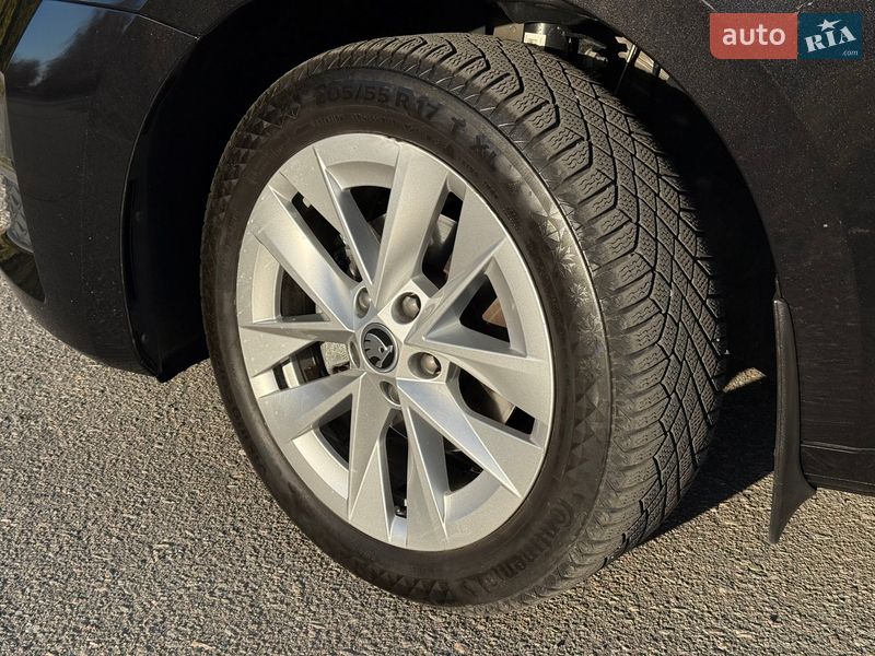Лифтбек Skoda Octavia 2024 в Днепре