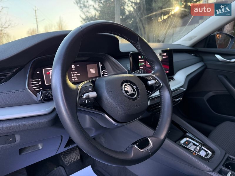 Лифтбек Skoda Octavia 2024 в Днепре
