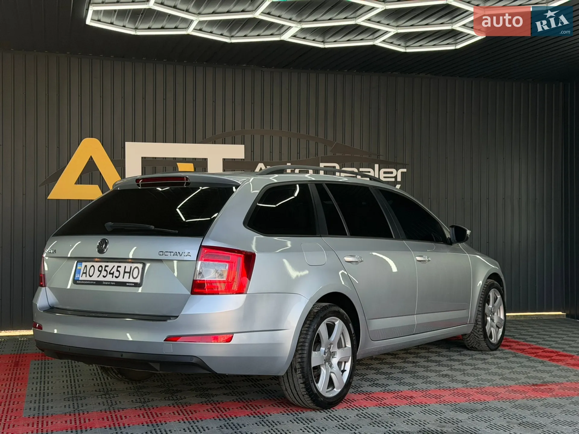 2014 Skoda Octavia - мініатюра 16