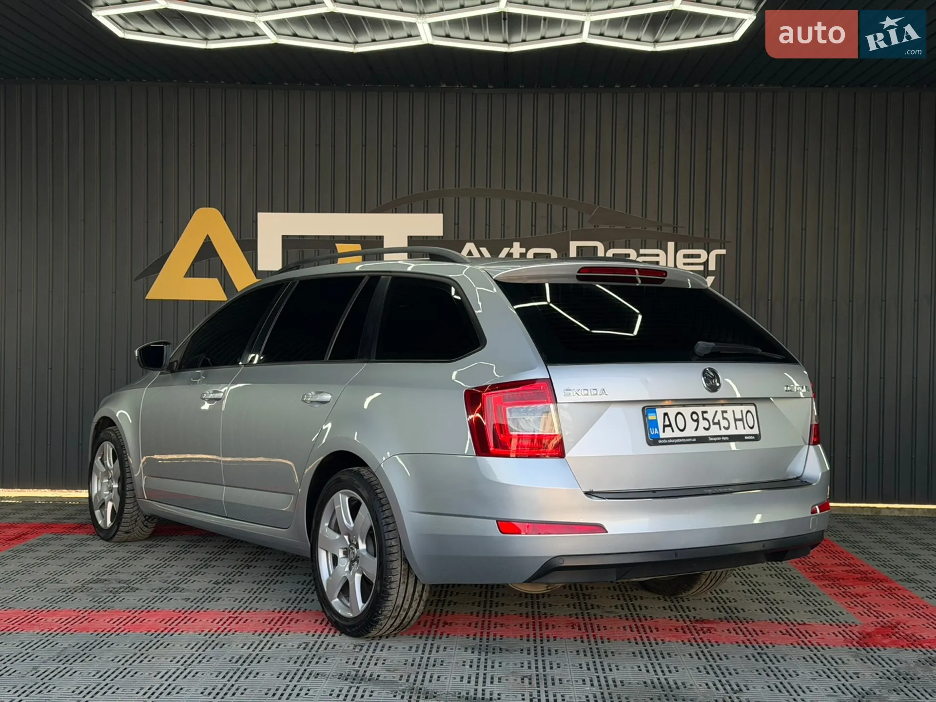 2014 Skoda Octavia - мініатюра 19