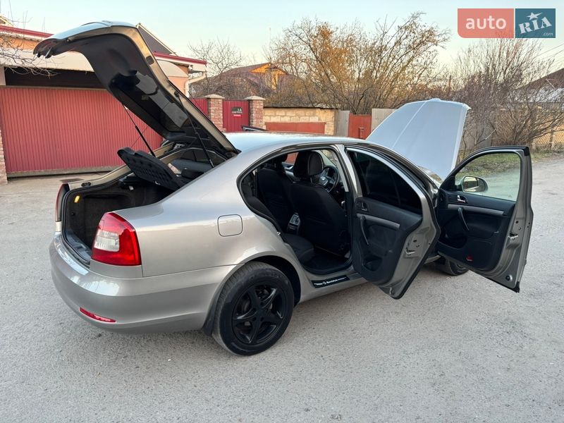 Лифтбек Skoda Octavia 2009 в Запорожье