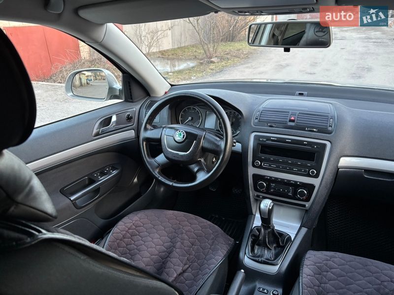 Лифтбек Skoda Octavia 2009 в Запорожье