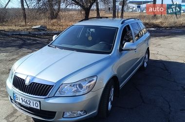 Универсал Skoda Octavia 2009 в Гадяче