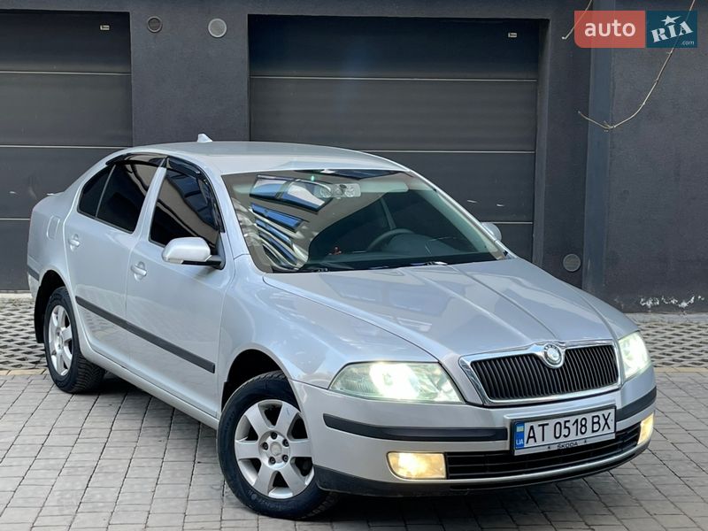 Лифтбек Skoda Octavia 2005 в Ивано-Франковске