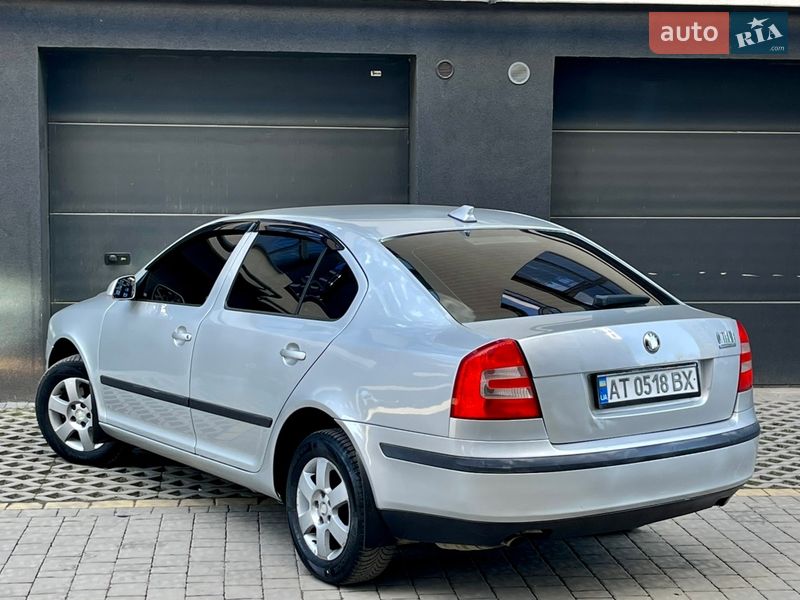 Лифтбек Skoda Octavia 2005 в Ивано-Франковске