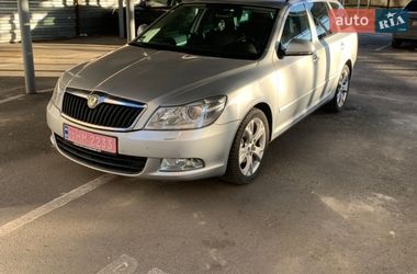 Універсал Skoda Octavia 2010 в Харкові