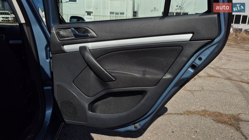 Універсал Skoda Octavia 2010 в Полтаві