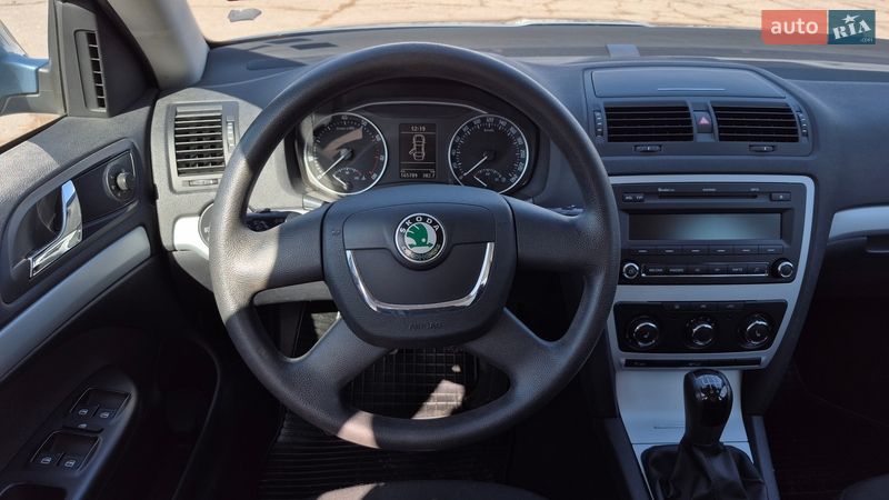 Універсал Skoda Octavia 2010 в Полтаві