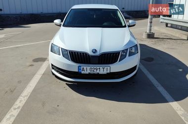 Лифтбек Skoda Octavia 2019 в Киеве
