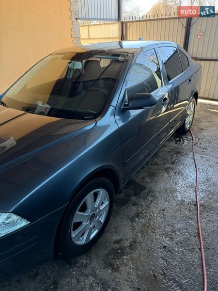 Ліфтбек Skoda Octavia 2006 в Ічні