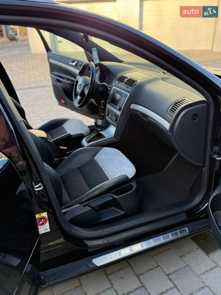 Универсал Skoda Octavia 2010 в Калуше