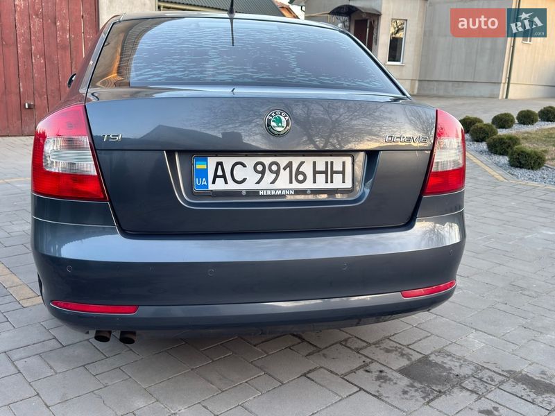 Лифтбек Skoda Octavia 2011 в Нововолынске