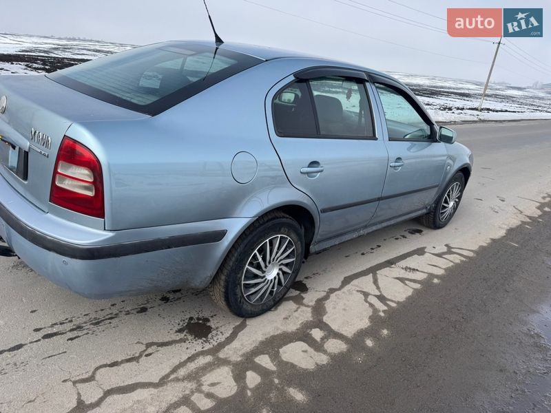 Лифтбек Skoda Octavia 2003 в Красилове