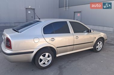 Лифтбек Skoda Octavia 2005 в Киеве