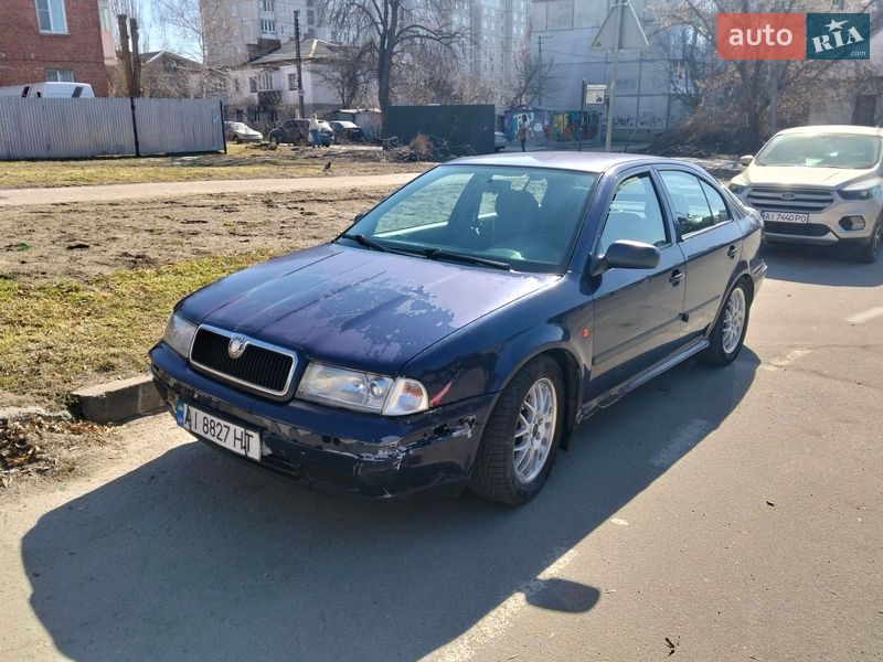 Лифтбек Skoda Octavia 2000 в Киеве