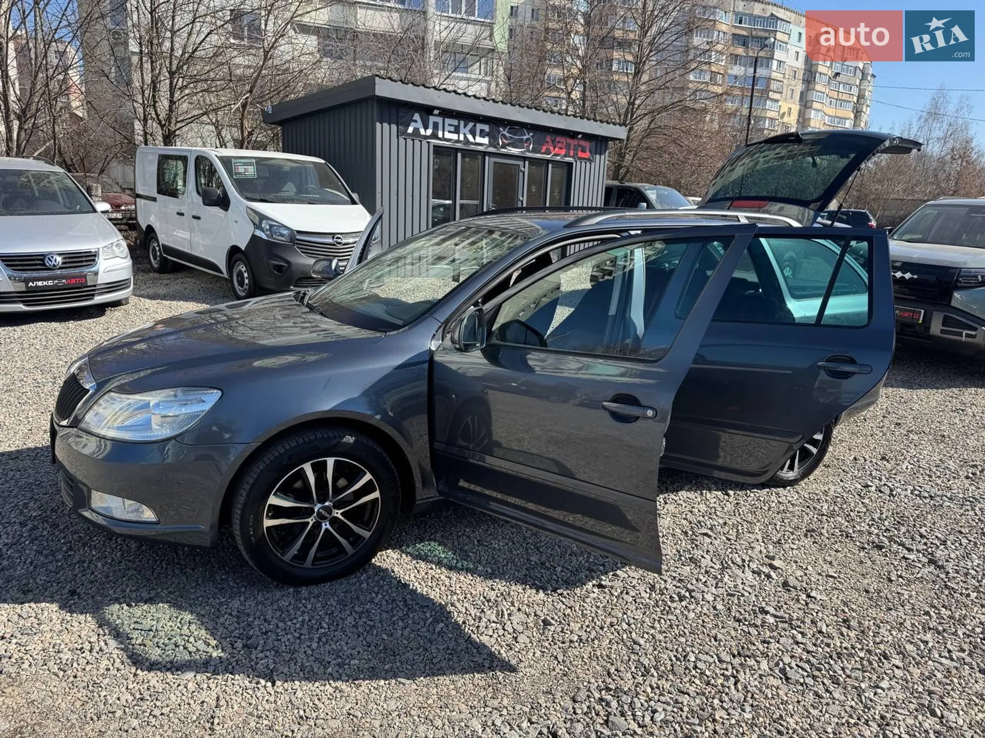 2010 Skoda Octavia - мініатюра 60
