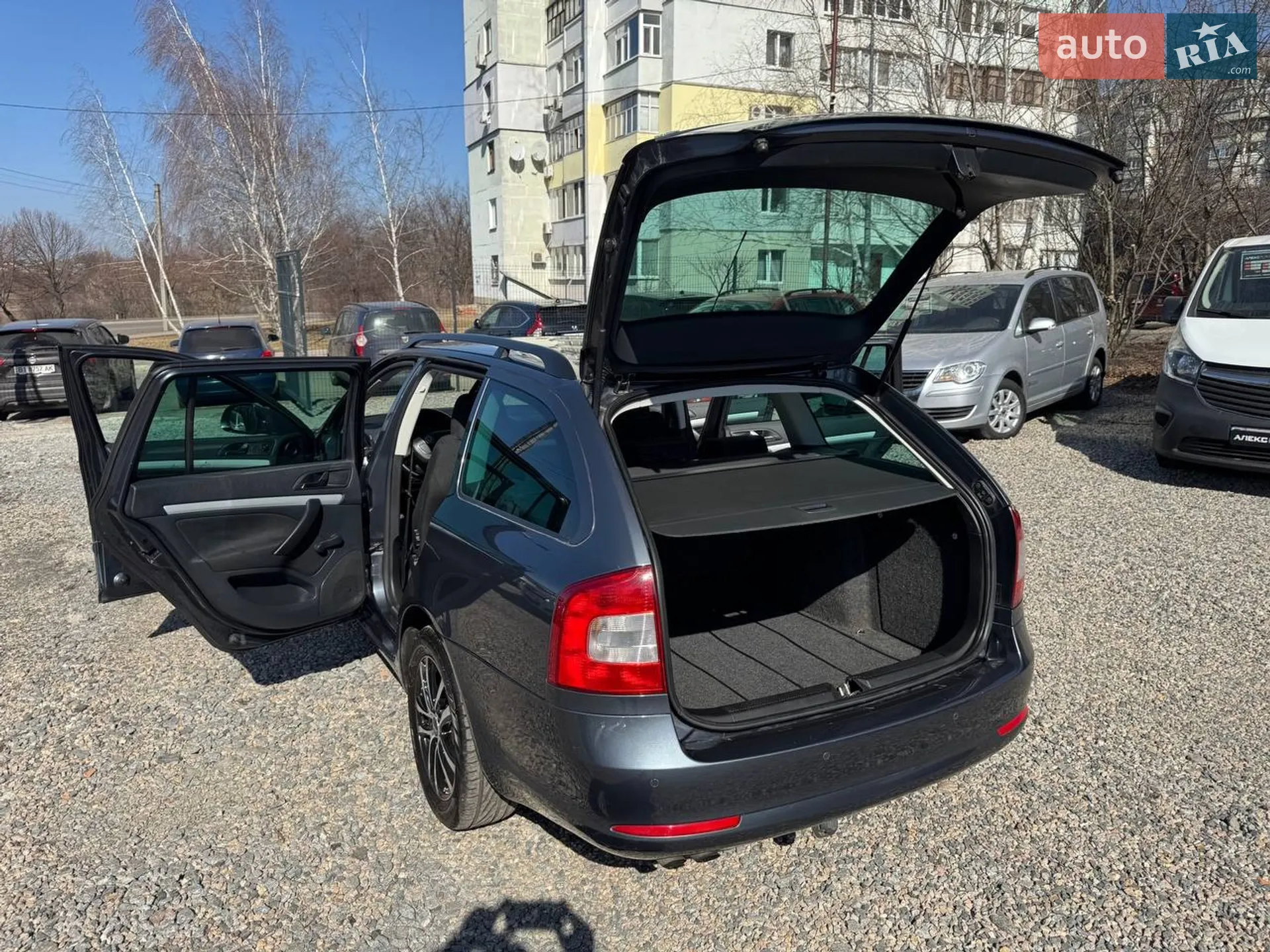 2010 Skoda Octavia - мініатюра 70