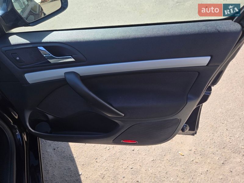 Универсал Skoda Octavia 2010 в Полтаве