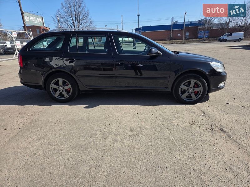 Универсал Skoda Octavia 2010 в Полтаве