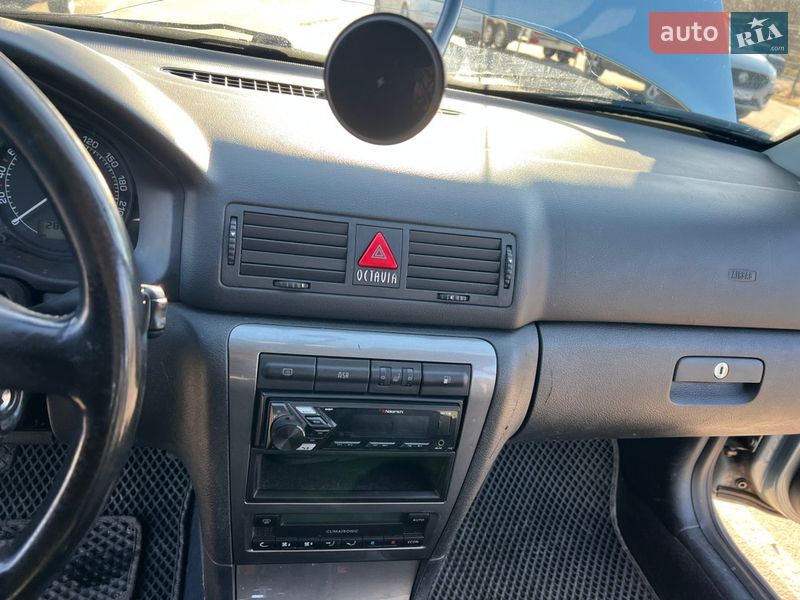 Универсал Skoda Octavia 2002 в Киеве