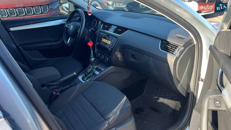 Лифтбек Skoda Octavia 2015 в Полтаве