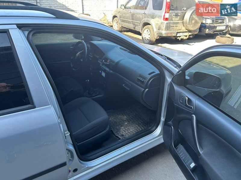 Универсал Skoda Octavia 2009 в Полтаве