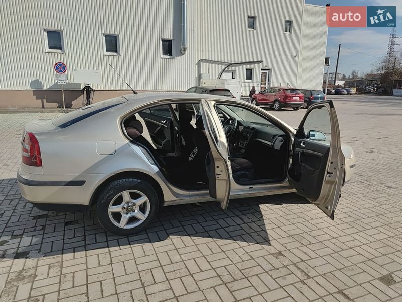 Ліфтбек Skoda Octavia 2005 в Львові
