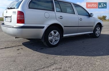 Універсал Skoda Octavia 2002 в Бару