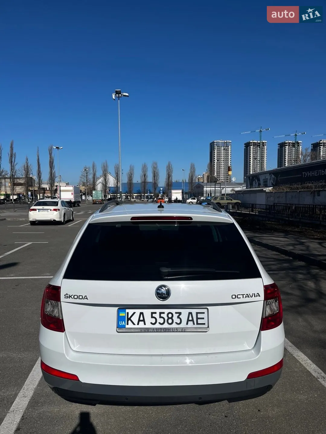 2016 Skoda Octavia - мініатюра 2