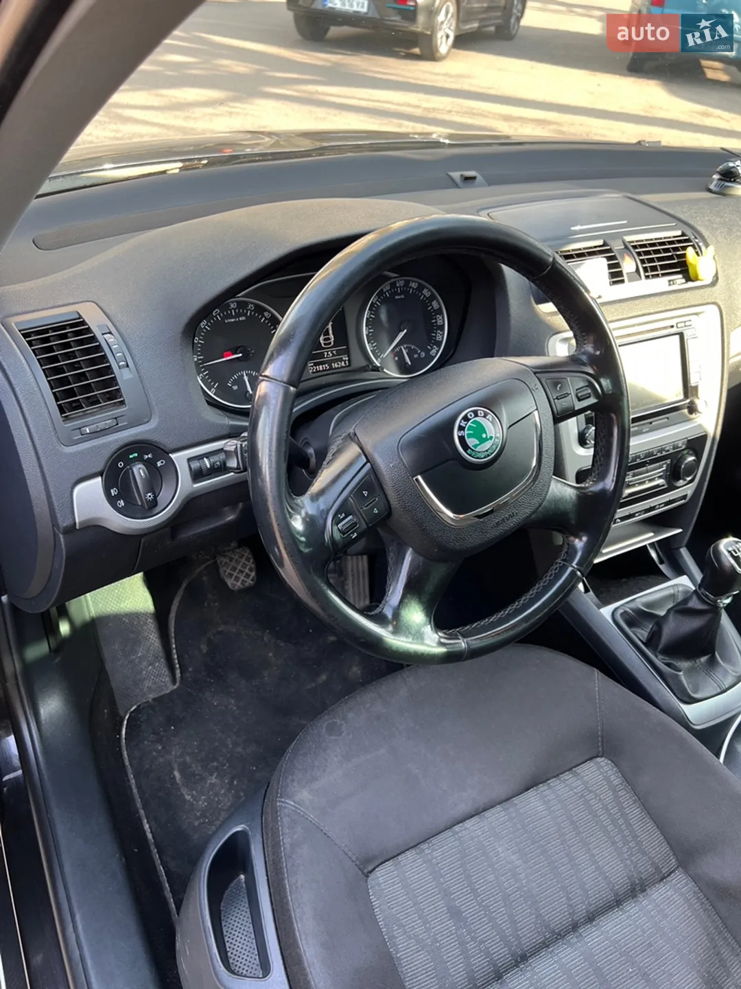 2011 Skoda Octavia - мініатюра 19