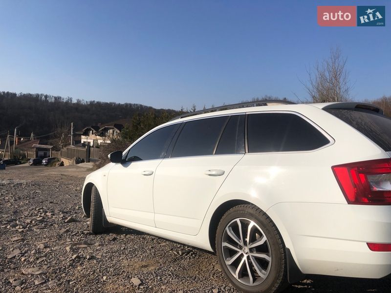 Универсал Skoda Octavia 2015 в Ужгороде