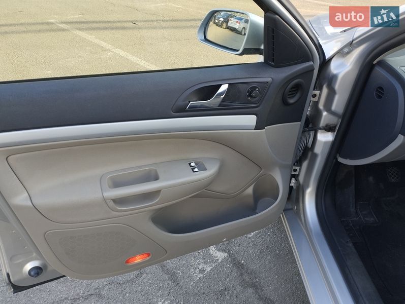 Лифтбек Skoda Octavia 2006 в Киеве