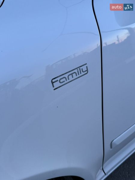 Универсал Skoda Octavia 2012 в Виннице