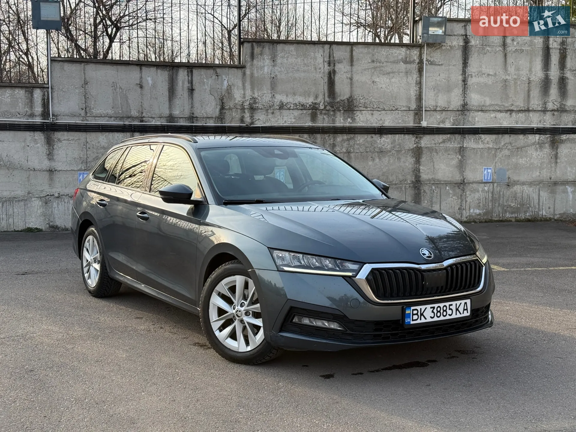 2021 Skoda Octavia - фото 1
